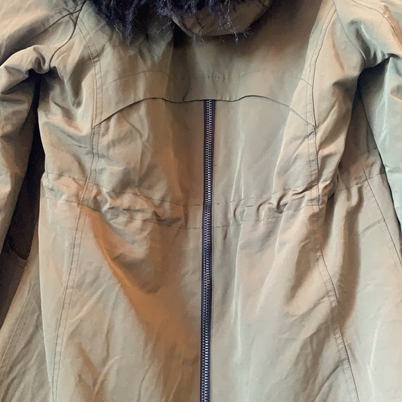 Zara Basic Green Hooded Winter Jacket Women’s Size Small - Picture 12 of 12